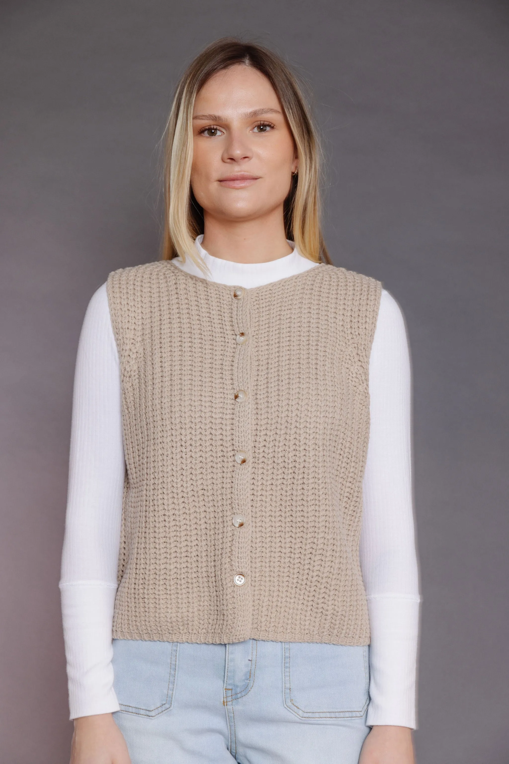 Kira Sweater Vest in Stone