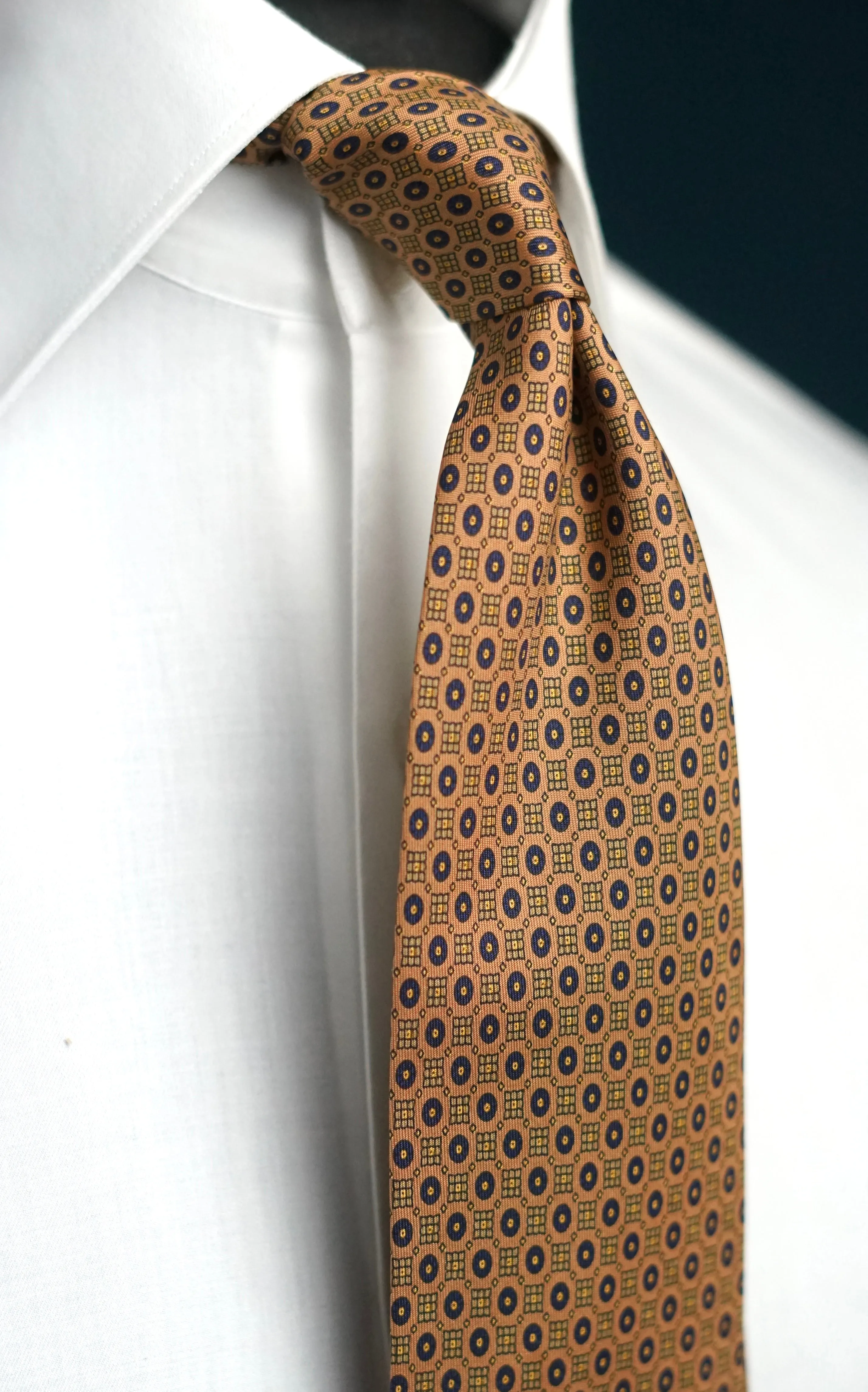 Marrone UltraLightweight Vintage Tie