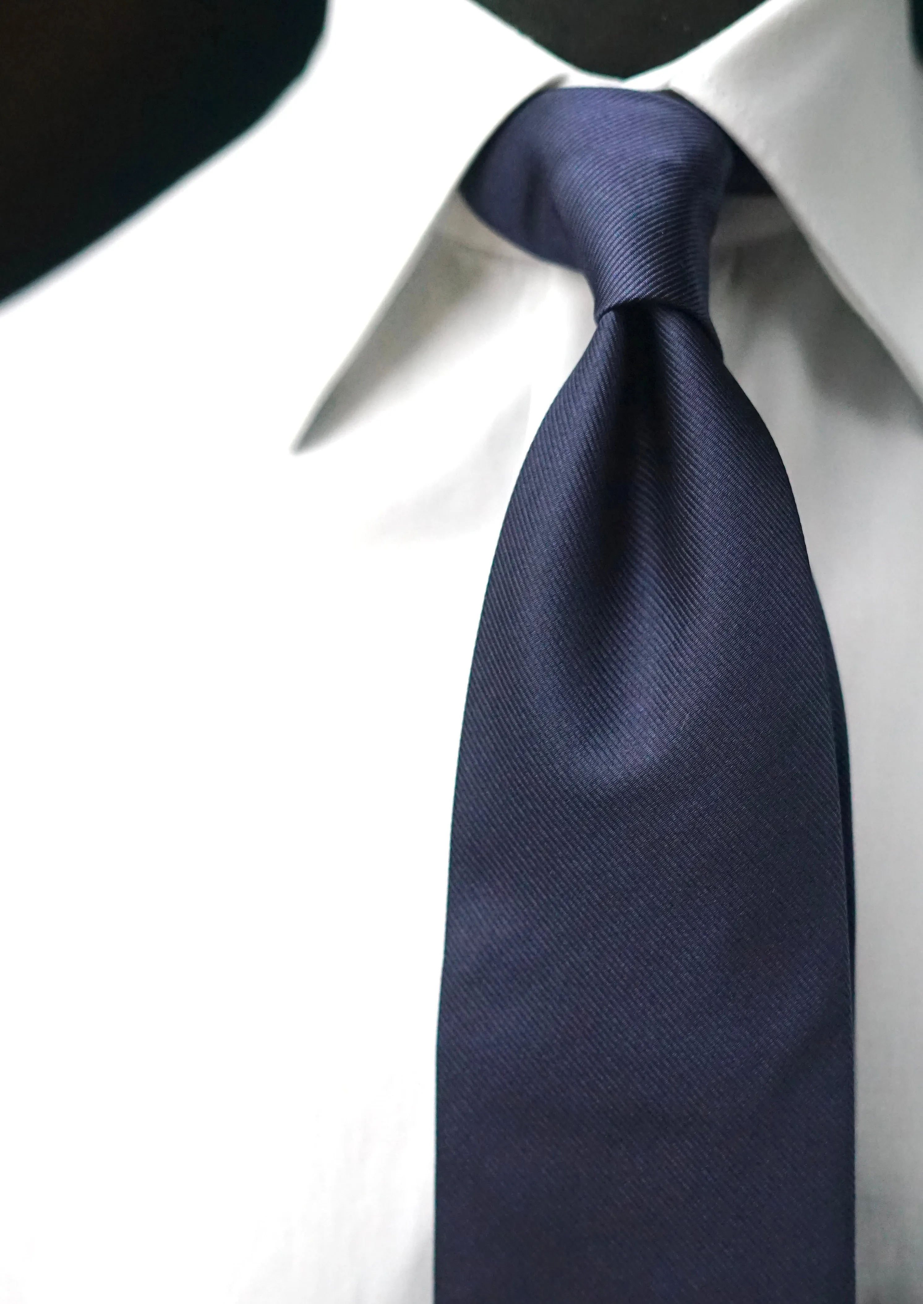 Unito Navy (Contrasting Blade) Silk Necktie