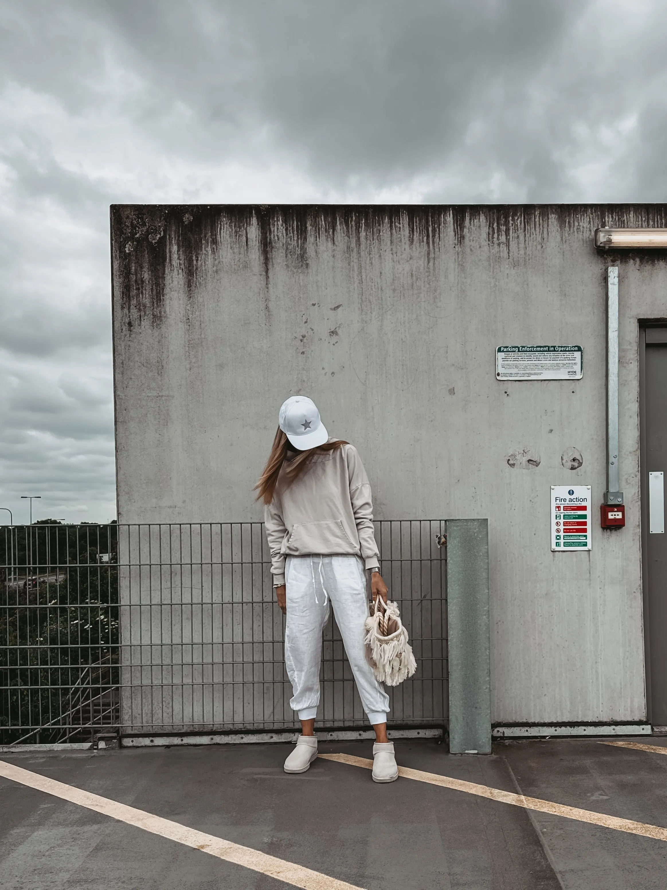 White LINEN ULTIMATE joggers *NEW*